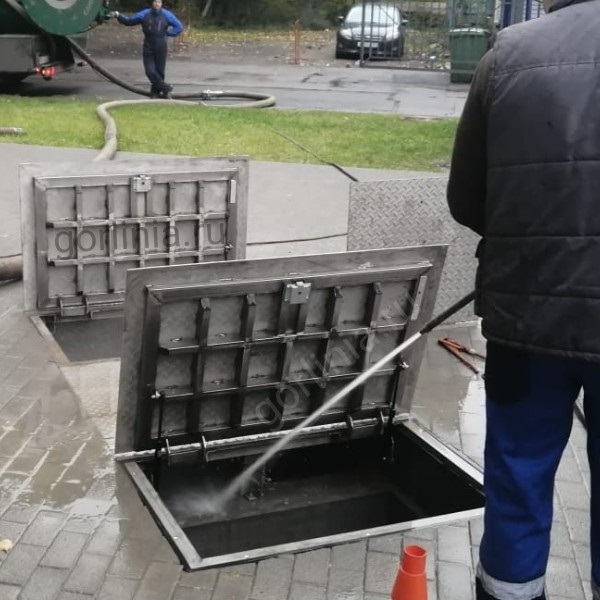 Люк очистных сооружений и насосных станций Люк очистных сооружений и насосных станций из нержавеющей стали